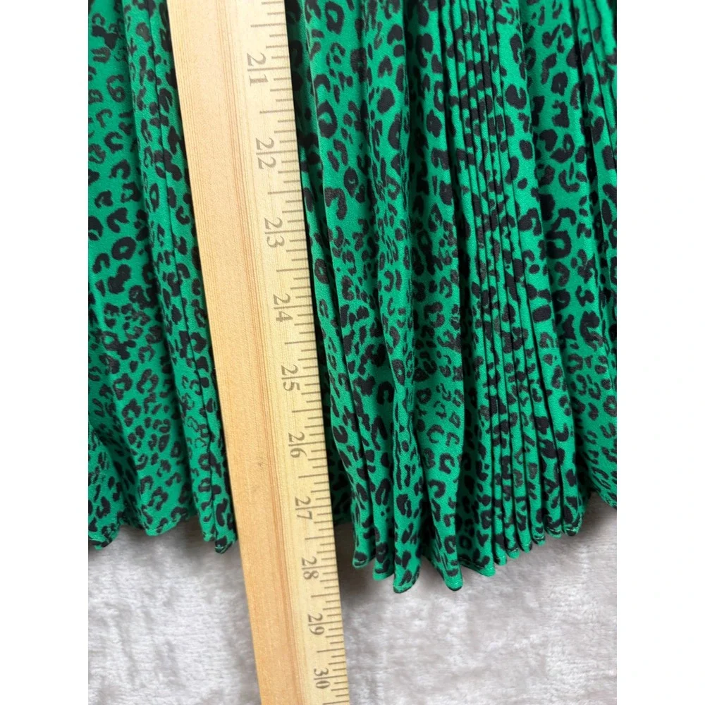 Nanette Lepore Green Leopard Print Pleated Mock Neck Smocked Midi Dress Size 12 - Picture 8 of 14